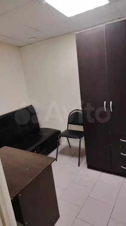 Комната 8 м в 4-к., 3/4 эт. - Фото 0