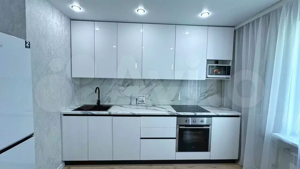 3-к. квартира, 70 м, 2/9 эт. - Фото 1