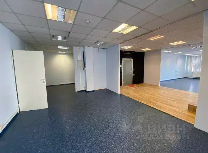 Офис в Санкт-Петербург ул. Маршала Новикова, 28 (247 м) - Фото 1