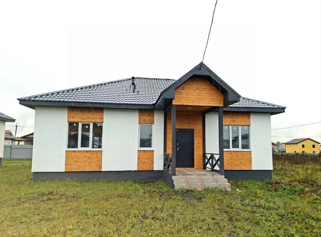 Дом в Свердловская область, Сысертский муниципальный округ, пос. ... - Фото 1