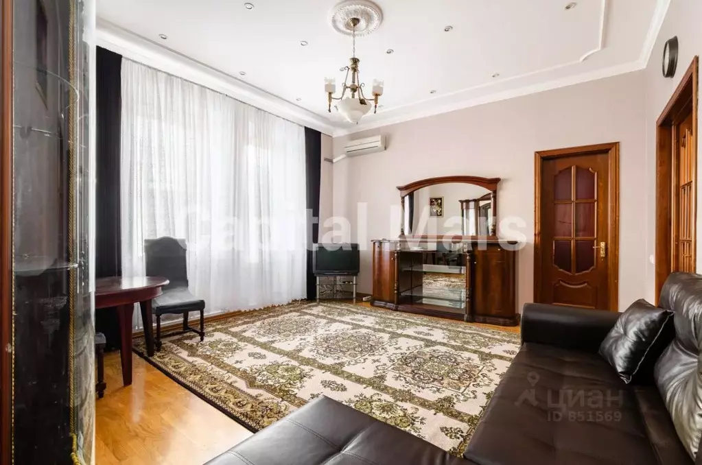 3-к кв. Москва Кутузовский просп., 35 (90.0 м) - Фото 1