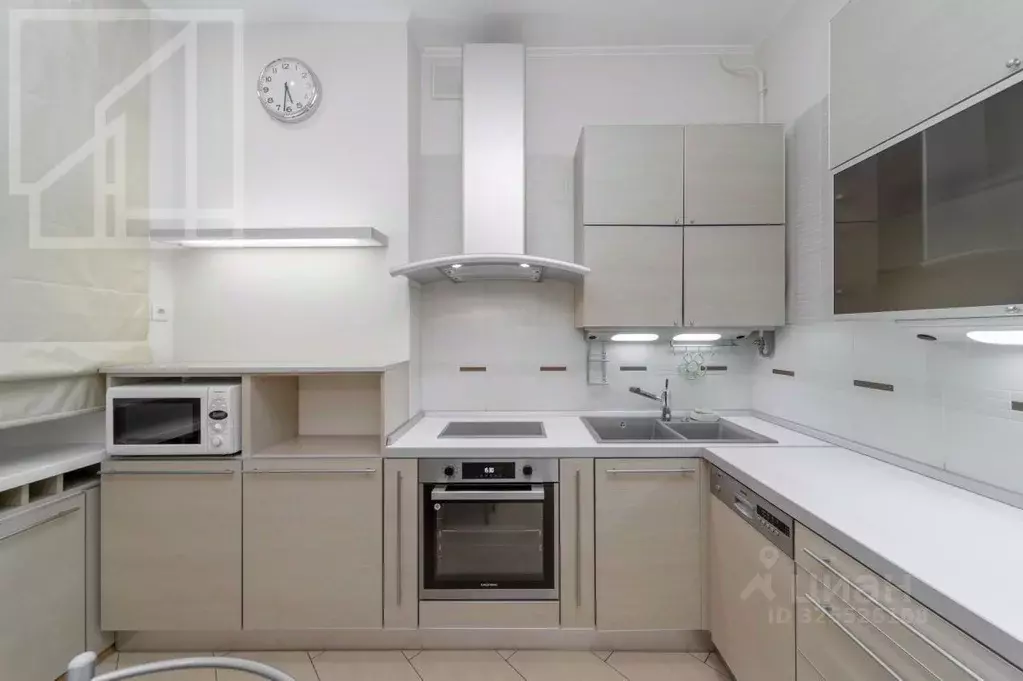 4-к кв. Москва Малая Бронная ул., 36 (97.3 м) - Фото 2