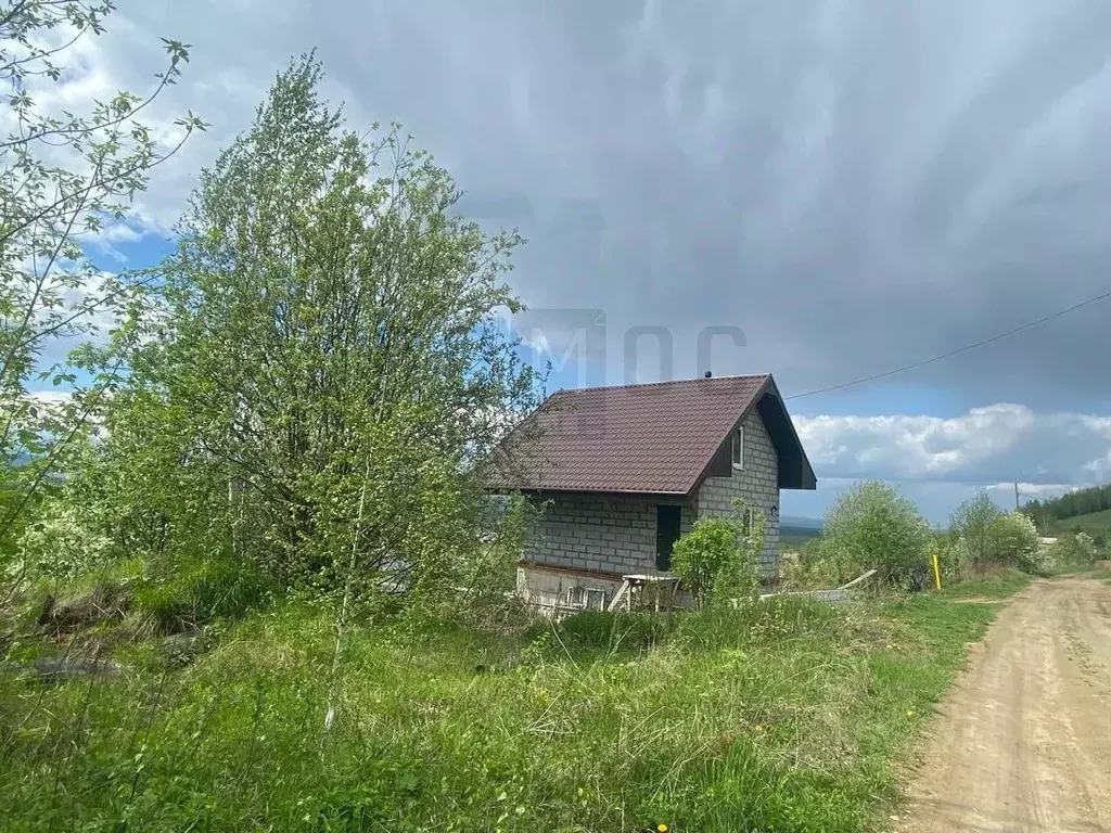 Дом в Свердловская область, Верхний Тагил ул. Горького, 57 (61 м) - Фото 1