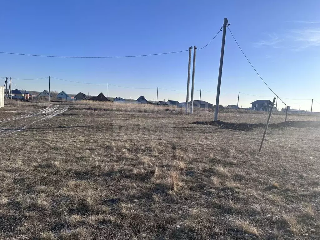 Участок в Оренбургская область, Сакмарский район, с. Татарская Каргала ... - Фото 2