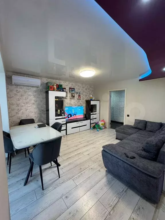 3-к. квартира, 110 м, 5/10 эт. - Фото 1