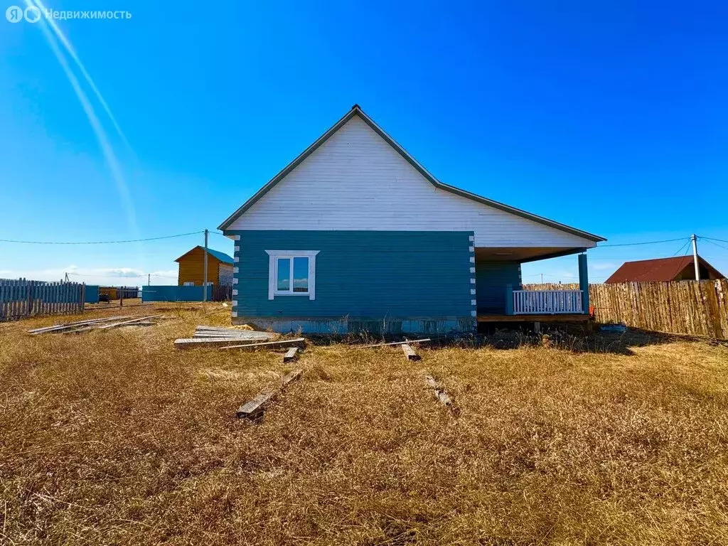 Дом в село Урик, Голоустная улица (160 м) - Фото 2