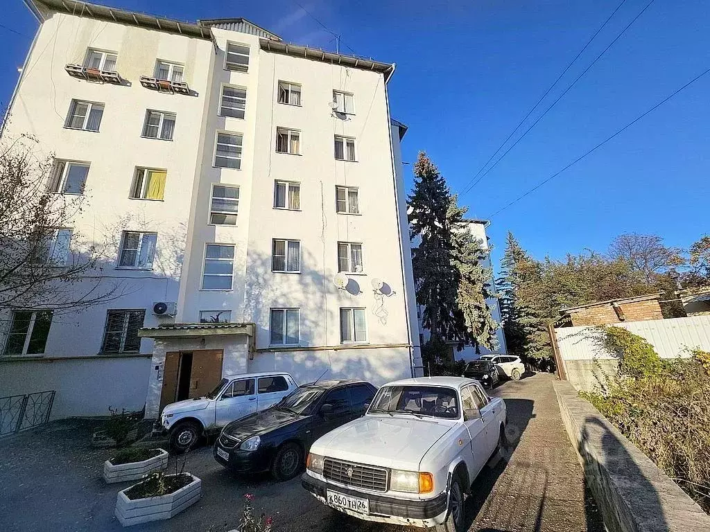 2-к кв. Ставропольский край, Кисловодск ул. Крутая дорога (49.0 м) - Фото 1