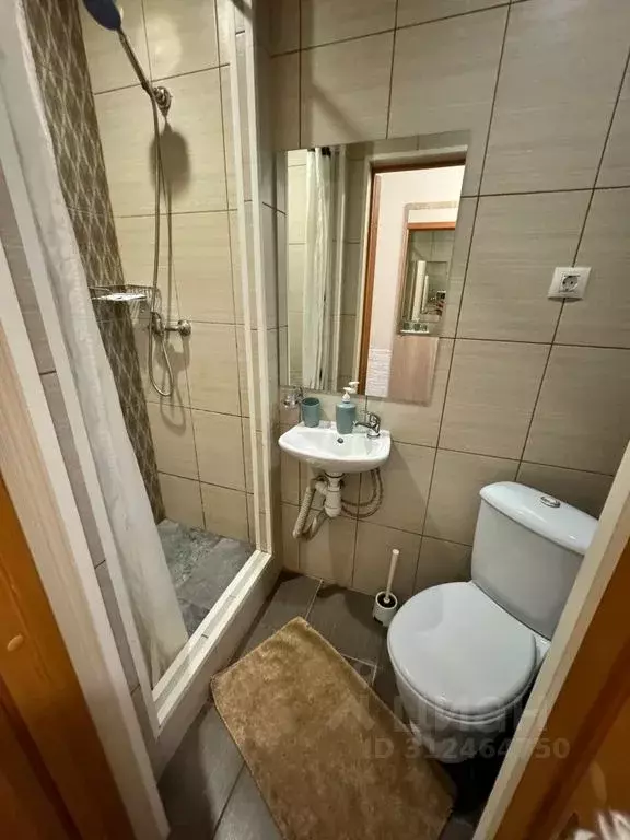 Комната Санкт-Петербург Сергиево тер., ул. Мичурина, 1 - Фото 1
