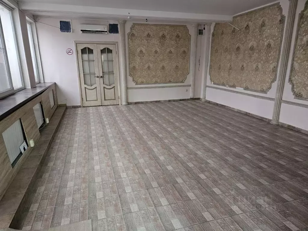 Помещение свободного назначения в Татарстан, Казань ул. Восстания, 90а ... - Фото 0