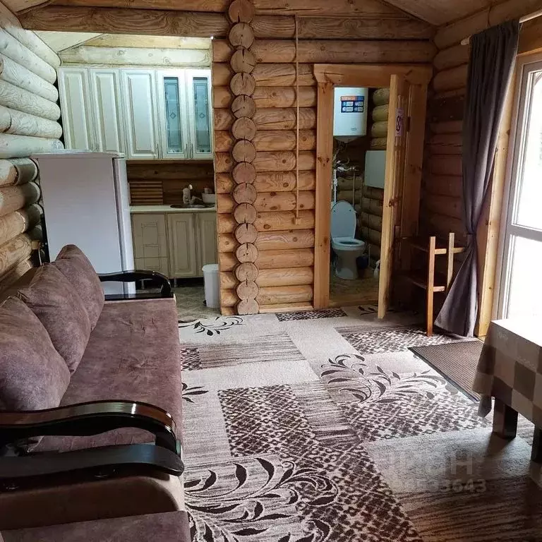 Дом в Карачаево-Черкесия, Зеленчукский район, с. Архыз ул. Ленина, ... - Фото 1
