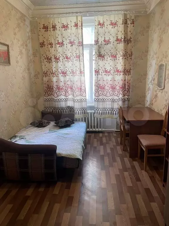 Комната 15 м в 9-к., 2/5 эт. - Фото 0