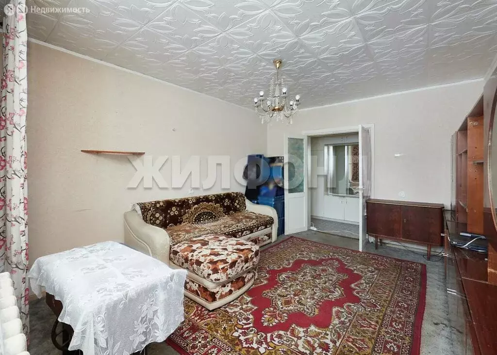 3-комнатная квартира: Бердск, улица Ленина, 13В (62.9 м) - Фото 2