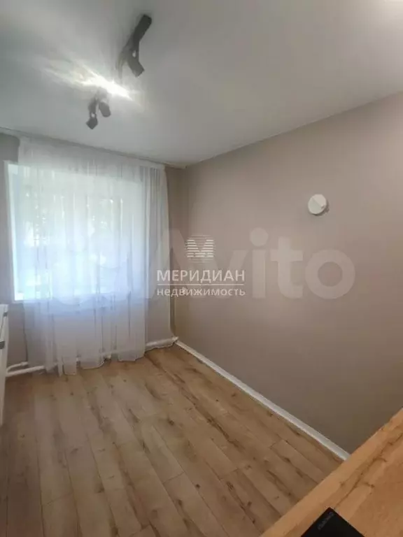 Комната 13,1 м в 6-к., 1/4 эт. - Фото 1