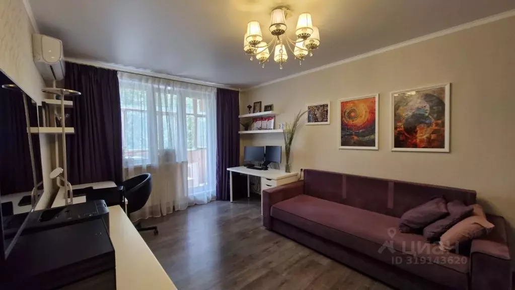 2-к кв. Москва ул. Маршала Захарова, 12К3 (50.6 м) - Фото 0