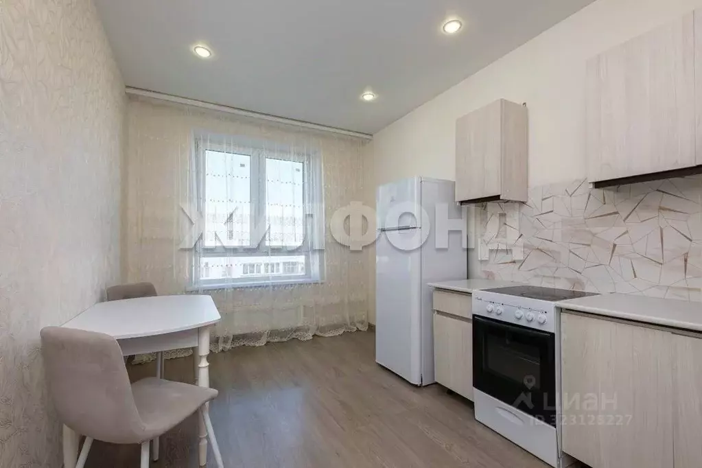 2-к кв. Новосибирская область, Новосибирск ул. Гаранина, 31 (35.1 м) - Фото 2