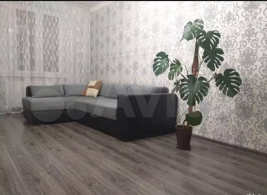 2-к. квартира, 65 м, 3/6 эт. - Фото 0