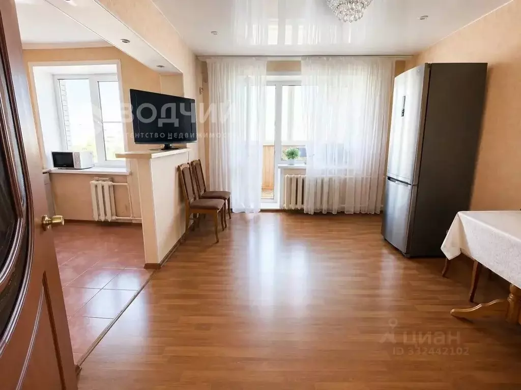 3-к кв. Чувашия, Чебоксары просп. Тракторостроителей, 66 (94.0 м) - Фото 1