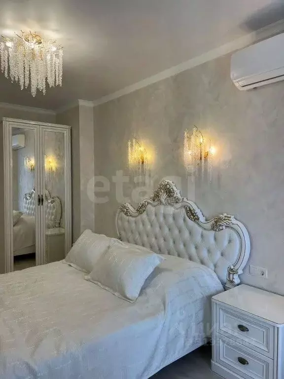 2-к кв. Ростовская область, Ростов-на-Дону ул. Ларина, 45с6 (80.0 м) - Фото 0