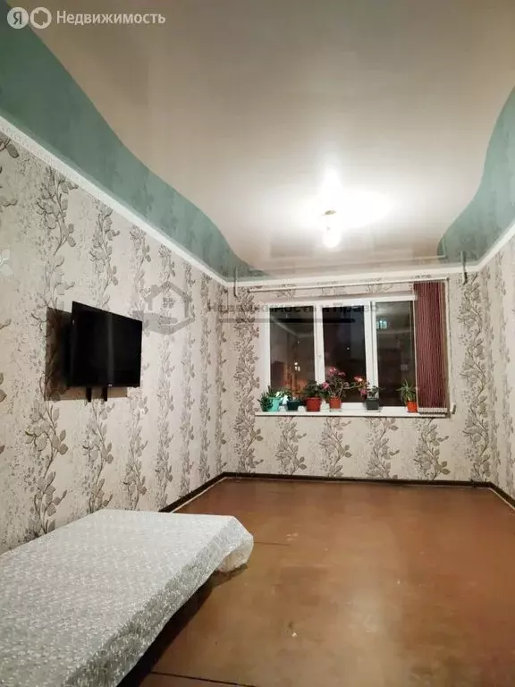 3-комнатная квартира: Магнитогорск, улица Коробова, 18 (65 м) - Фото 1