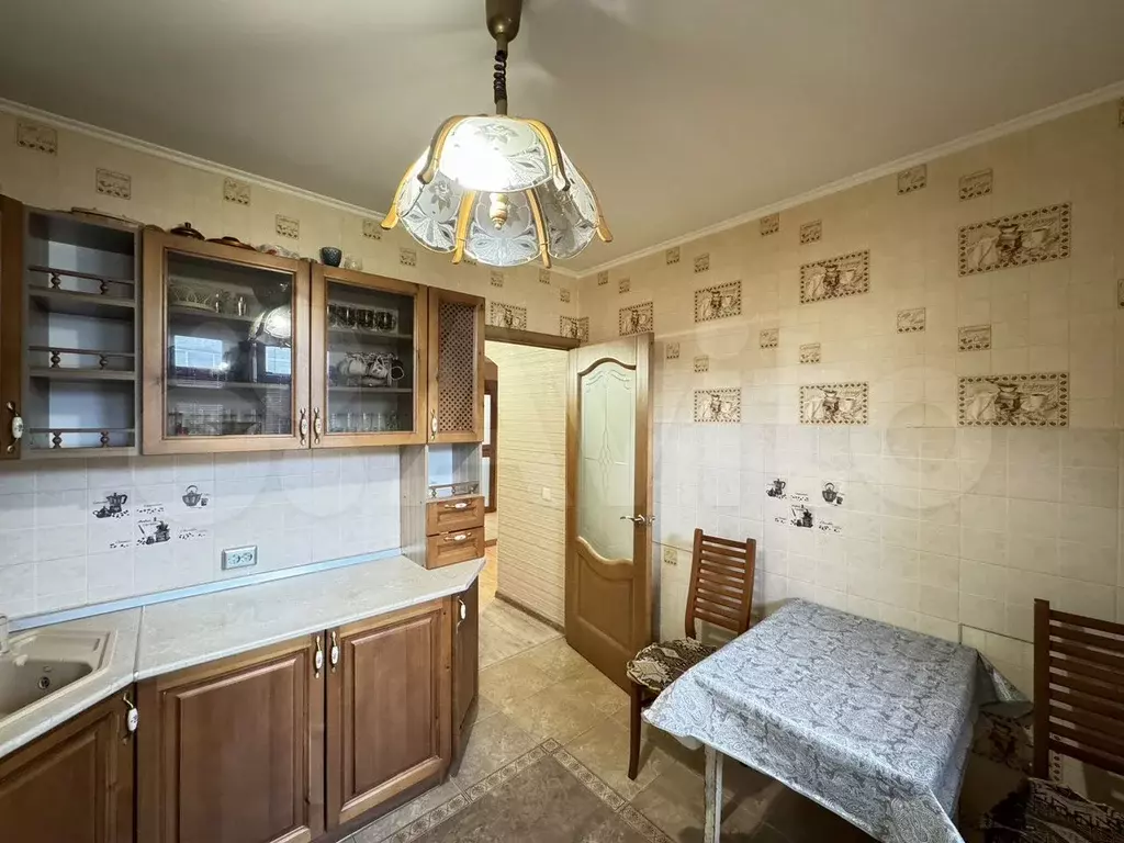 1-к. квартира, 42 м, 9/10 эт. - Фото 1