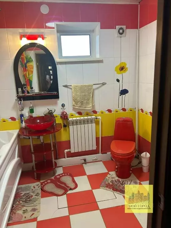 Дом в Ханты-Мансийский АО, Пыть-Ях ул. 11-я, 2 (100 м) - Фото 0
