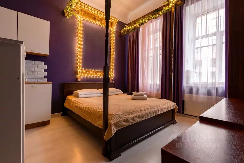 Комната Санкт-Петербург просп. Средний Васильевского острова, 56 - Фото 2