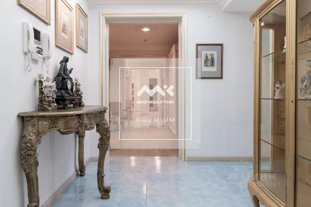 5-к кв. Санкт-Петербург 11-я Васильевского острова линия, 20 (235.0 м) - Фото 1