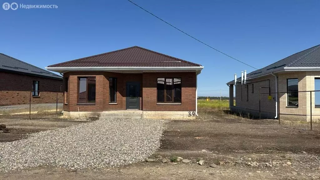 Дом в Михайловск, улица Бориса Стругацкого (130 м) - Фото 0