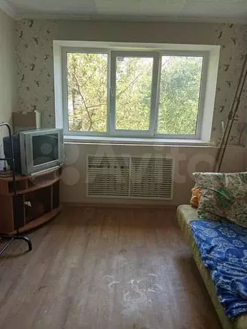 Комната 18 м в 4-к., 5/5 эт. - Фото 0