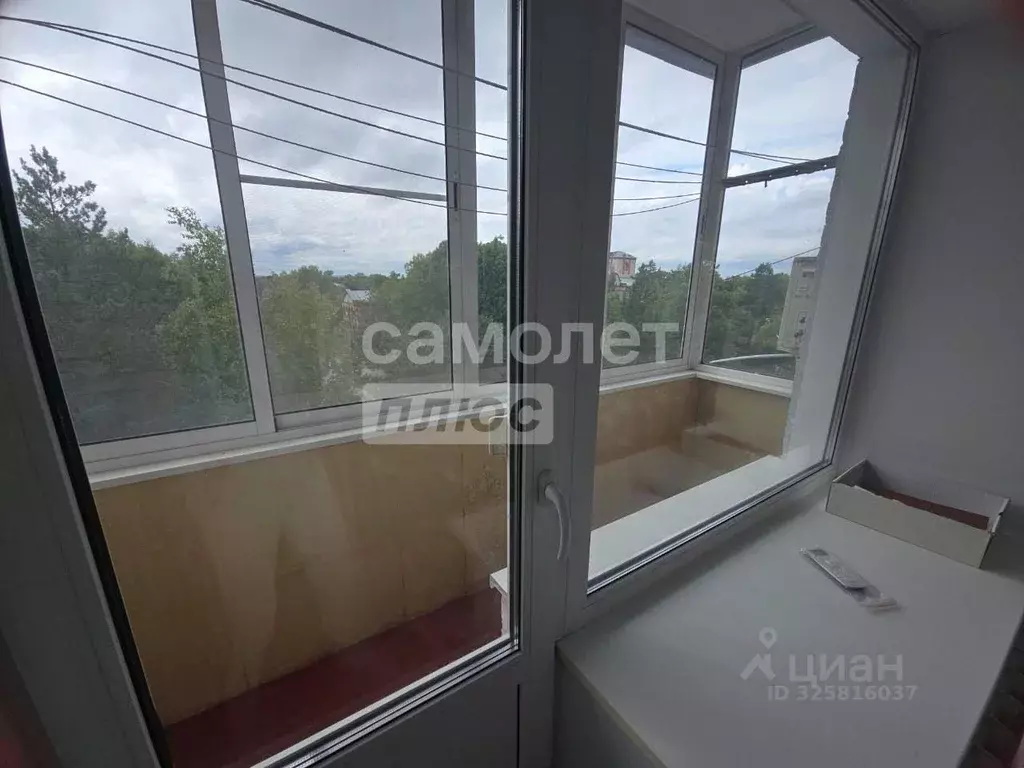 1-к кв. Хабаровский край, Вяземский Коммунистическая ул., 9 (30.0 м) - Фото 1