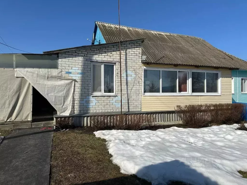 Дом в Брянская область, Выгоничское городское поселение, пос. Заречье  ... - Фото 1