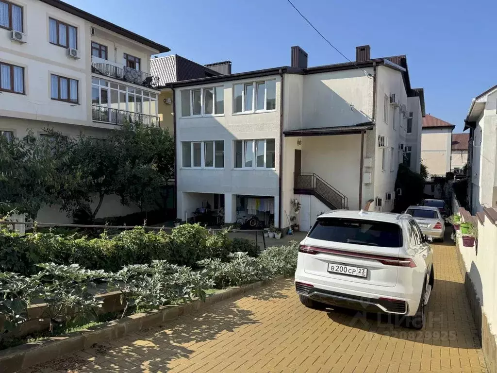 Дом в Краснодарский край, Геленджик просп. Геленджикский, 43 (130 м) - Фото 1