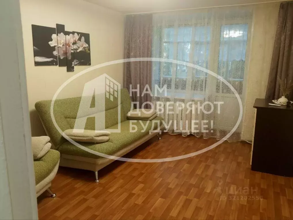1-к кв. Удмуртия, Глазов ул. Ленина, 5В (31.8 м) - Фото 0