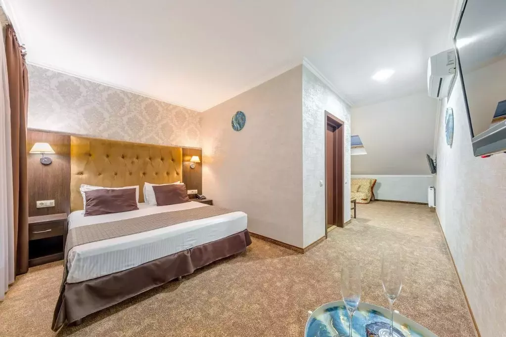 Комната Краснодарский край, Геленджик Советская ул., 43 (30.0 м) - Фото 0