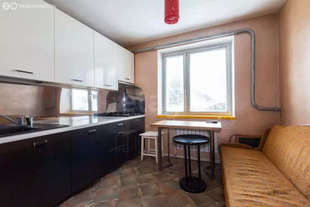 1-комнатная квартира: Калининград, улица Сержанта Мишина, 30 (36.8 м) - Фото 0