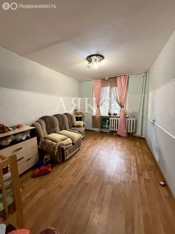 2-комнатная квартира: Ишимбай, бульвар Заки Валиди, 7 (60 м) - Фото 1