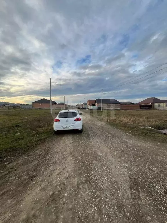 Участок в Ингушетия, Назрань Чеченская ул. (6.0 сот.) - Фото 1