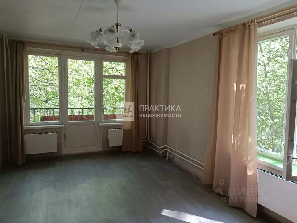 2-к кв. Москва Сиреневый бул., 27К3 (41.4 м) - Фото 0