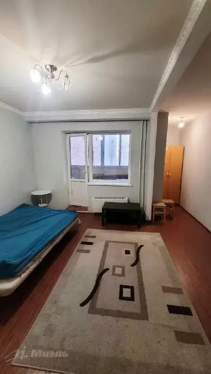 Продается 3-комнатная квартира - Фото 1