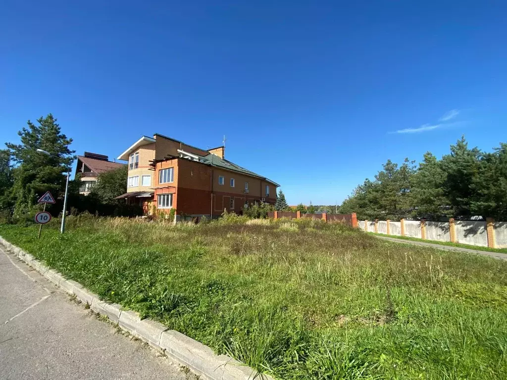 Таунхаус в Московская область, Химки городской округ, д. Юрлово ул. ... - Фото 2