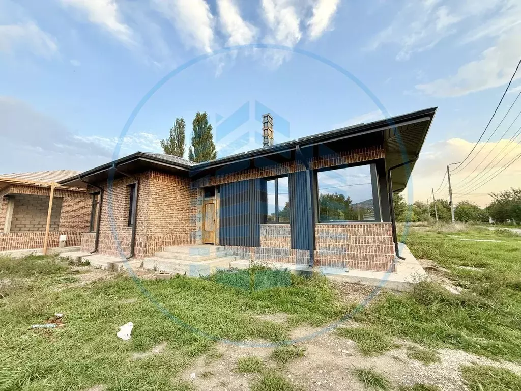 Дом в Ставропольский край, Пятигорск городской округ, пос. ... - Фото 1