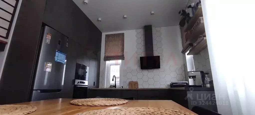 Коттедж в Белгородская область, Старый Оскол просп. ПромАгро, 20 (247 ... - Фото 2