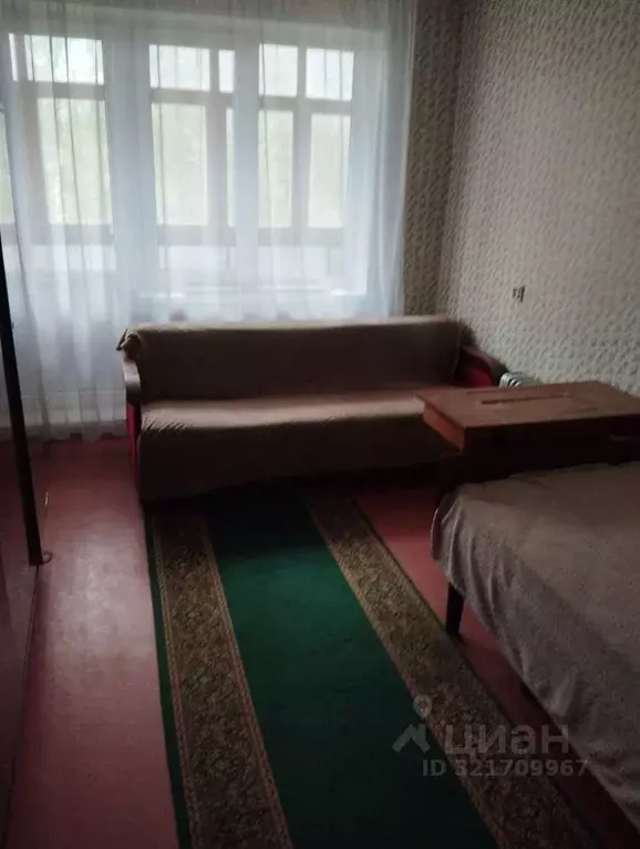 2-к кв. Псковская область, Печоры Юбилейная ул., 4 (46.3 м) - Фото 0