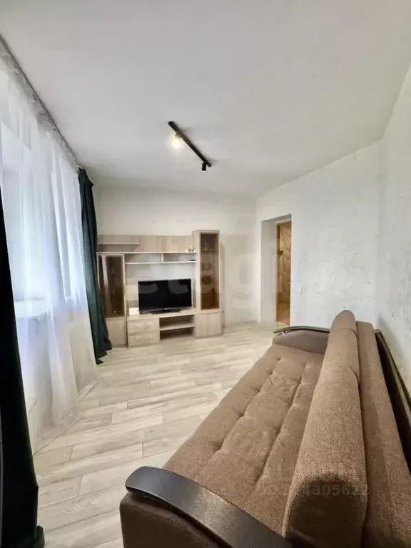 1-к кв. Татарстан, Казань ул. Коммунаров, 2 (42.0 м) - Фото 2