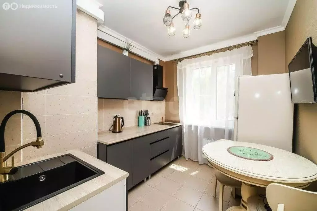 1-комнатная квартира: Краснодар, Восточно-Кругликовская улица, 70 (33 ... - Фото 2