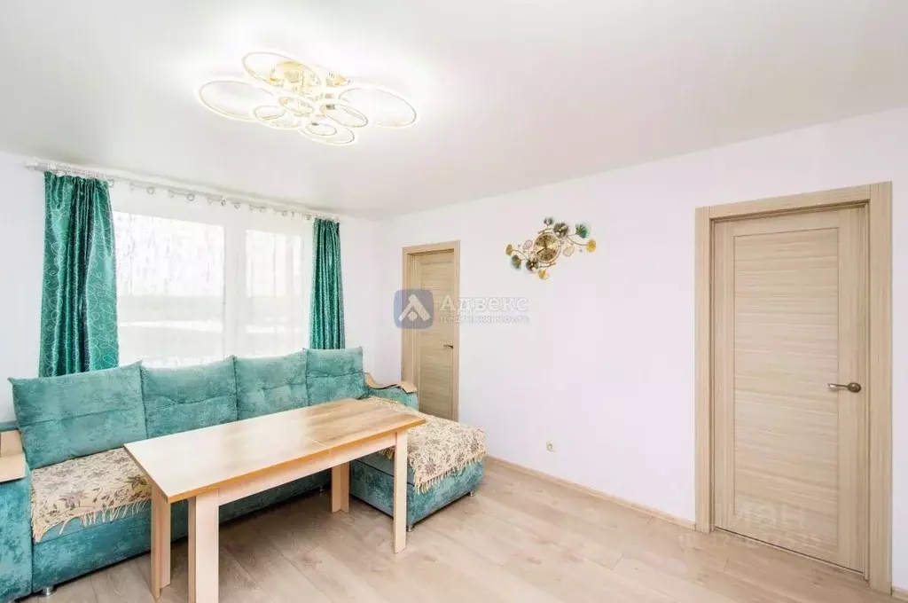 2-к кв. Тюменская область, Тюмень ул. Алексея Сергиенко, 9 (50.7 м) - Фото 1