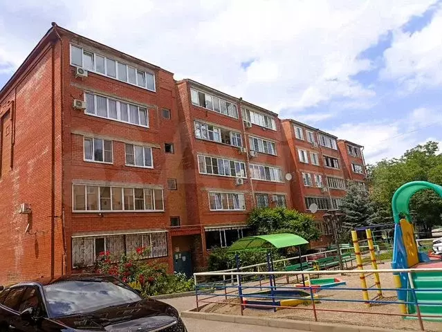 3-к. квартира, 100 м, 2/5 эт. - Фото 0