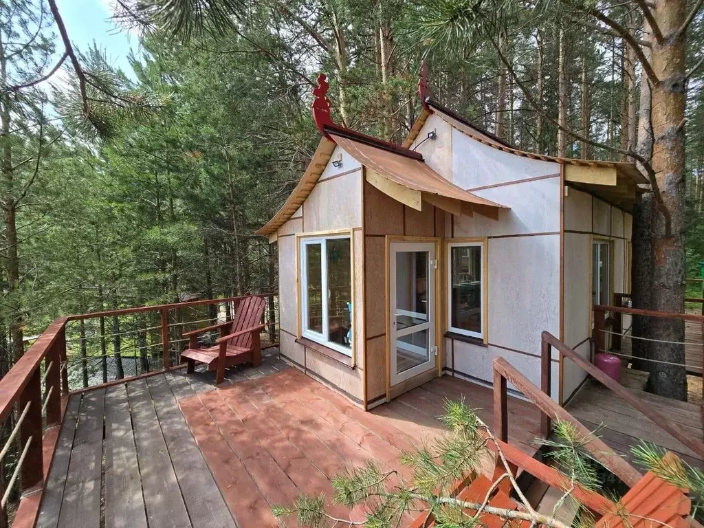 Дом в Свердловская область, Дегтярск Набережная ул., 18 (25 м) - Фото 1