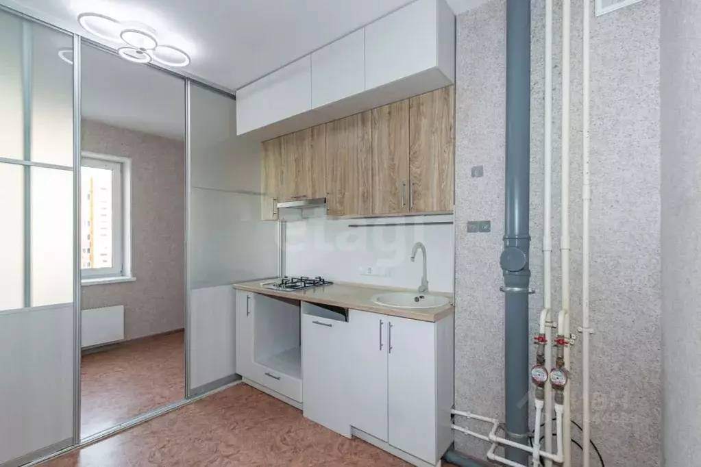 1-к кв. Омская область, Омск проезд 1-й Амурский, 5 (36.2 м) - Фото 1