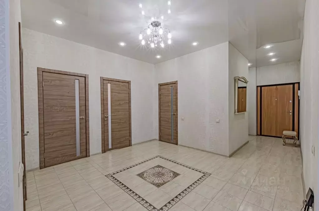 2-к кв. Татарстан, Казань ул. Вишневского, 3 (80.0 м) - Фото 2